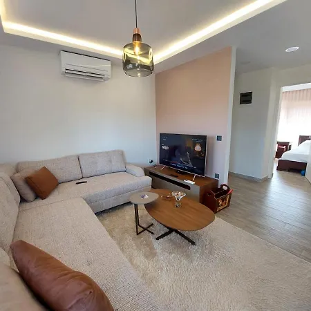 Flat Close To The Sea With Balcony In Apartmán